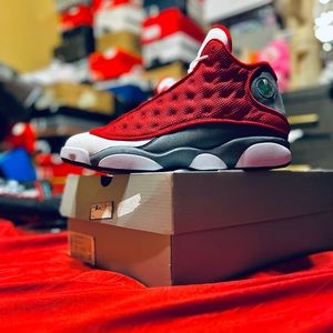 Jordan 13 red flint worn once comes with Original box